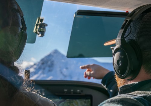 Part 61 vs. Part 141: Choosing the Right Flight School for Your Pilot Training